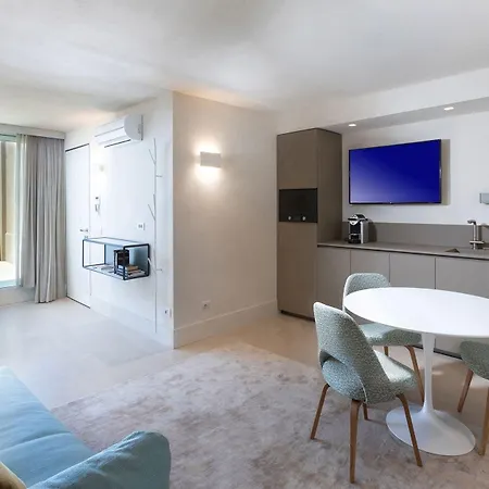 Hotell Belvedere 4*
