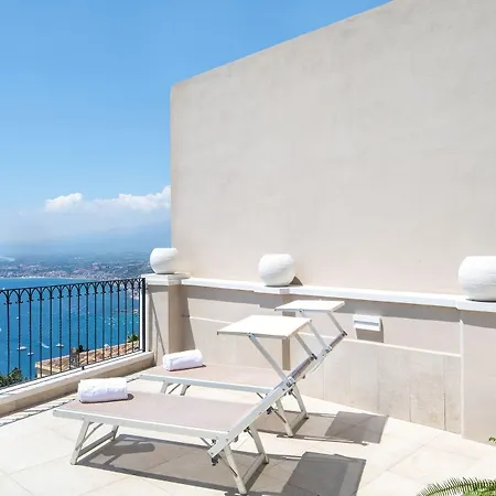 Belvedere Hotell 4*