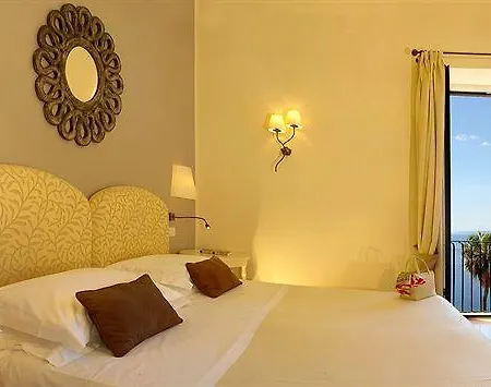 Belvedere Отель 4*